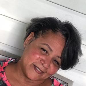 Meet your Posher, Fontella deville